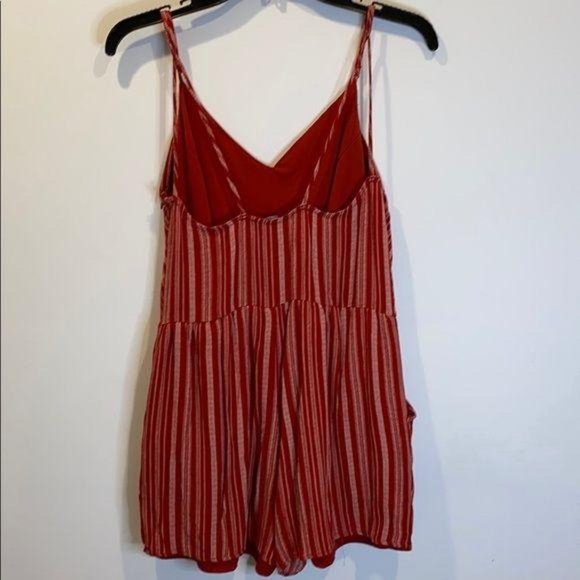 ONE CLOTHING Striped Mini Romper Chevron V-Neck M - Picture 5 of 8